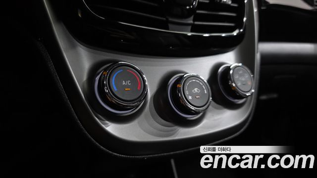 Chevrolet Spark Premier 2022 — фото 31