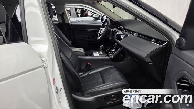 Land Rover Range Rover Evoque (II) P250 SE 2023 — фото 11