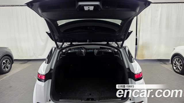 Land Rover Range Rover Evoque (II) P250 SE 2023 — фото 20