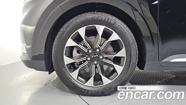 Kia Carnival (IV) Gasoline 9-Seater Signature 2023 — фото 5
