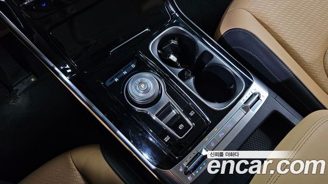 Kia Carnival (IV) Gasoline 9-Seater Signature 2023 — фото 9