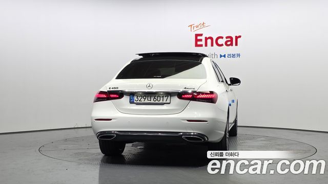 Mercedes-Benz E-Class (W213) E450 4MATIC Exclusive 2021 — фото 4