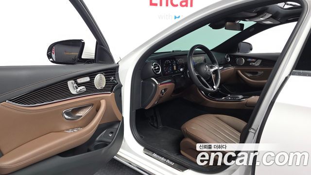 Mercedes-Benz E-Class (W213) E450 4MATIC Exclusive 2021 — фото 10