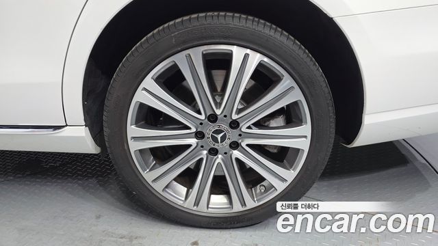Mercedes-Benz E-Class (W213) E450 4MATIC Exclusive 2021 — фото 21