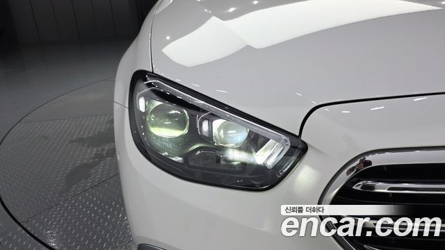 Mercedes-Benz E-Class (W213) E450 4MATIC Exclusive 2021 — фото 22