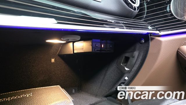 Mercedes-Benz E-Class (W213) E450 4MATIC Exclusive 2021 — фото 28