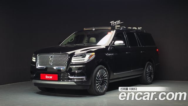 Lincoln Navigator (IV) 3.5L Black Label