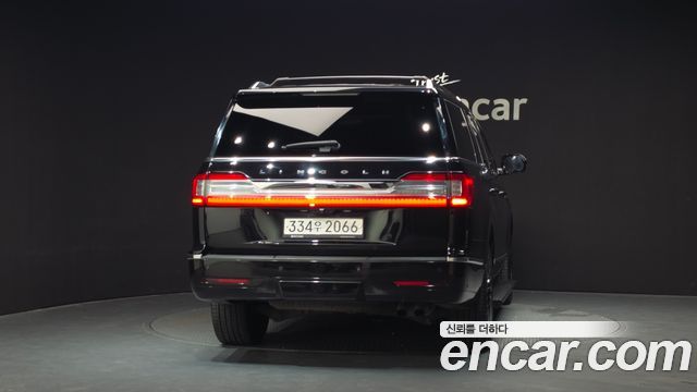Lincoln Navigator (IV) 3.5L Black Label 2020 — фото 4