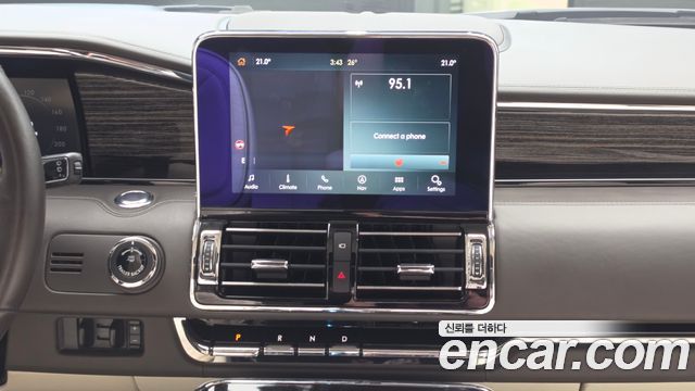 Lincoln Navigator (IV) 3.5L Black Label 2020 — фото 18