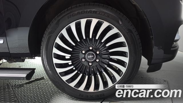 Lincoln Navigator (IV) 3.5L Black Label 2020 — фото 27