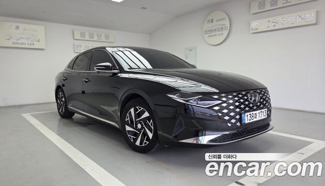 Hyundai Grandeur Hybrid (IG) Exclusive