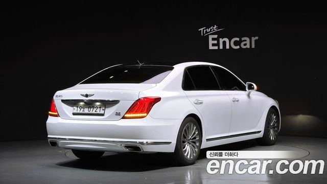 Genesis EQ900 3.8 GDI AWD Premium Luxury 2016 — фото 2