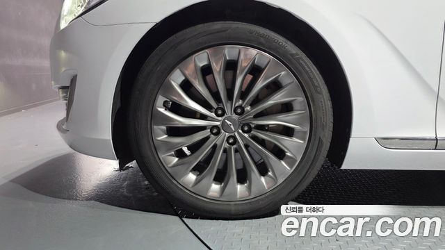 Genesis EQ900 3.8 GDI AWD Premium Luxury 2016 — фото 5