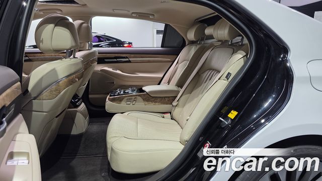 Genesis EQ900 3.8 GDI AWD Premium Luxury 2016 — фото 15