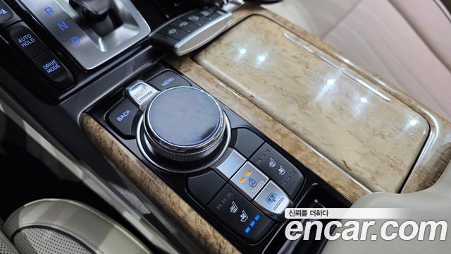 Genesis EQ900 3.8 GDI AWD Premium Luxury 2016 — фото 21