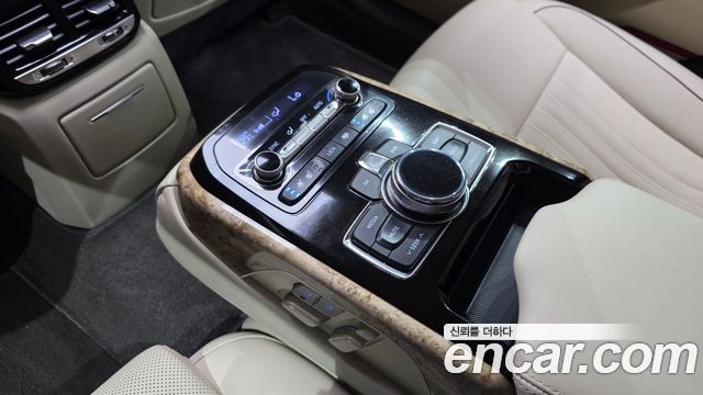 Genesis EQ900 3.8 GDI AWD Premium Luxury 2016 — фото 22