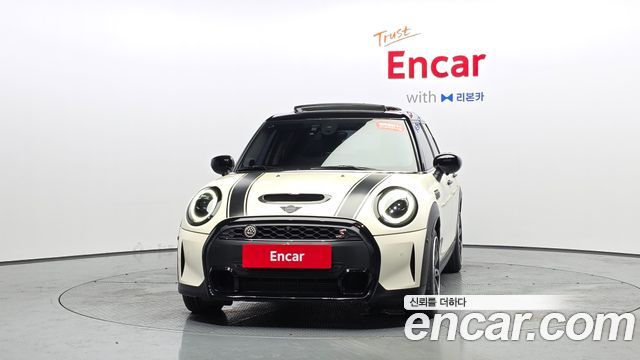 MINI Cooper S 5Door Classic Third Generation 2022 — фото 3