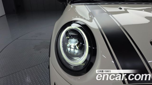 MINI Cooper S 5Door Classic Third Generation 2022 — фото 22