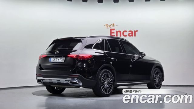 Mercedes-Benz GLC-Class (X254) GLC300 4MATIC AMG Line 2023 — фото 2