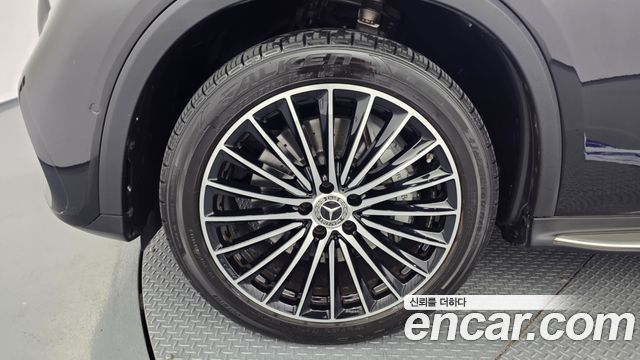 Mercedes-Benz GLC-Class (X254) GLC300 4MATIC AMG Line 2023 — фото 5