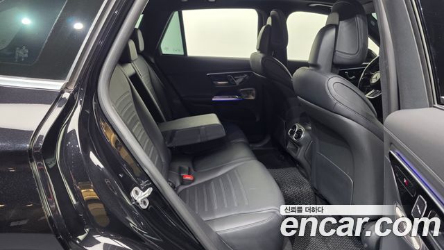 Mercedes-Benz GLC-Class (X254) GLC300 4MATIC AMG Line 2023 — фото 12
