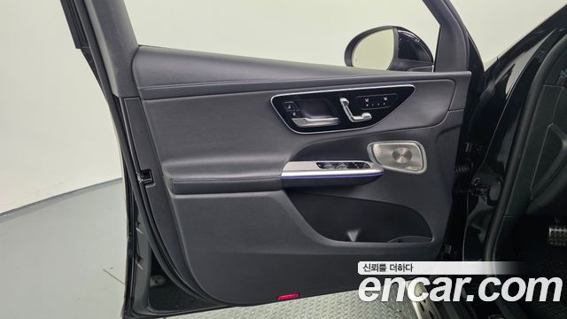 Mercedes-Benz GLC-Class (X254) GLC300 4MATIC AMG Line 2023 — фото 24
