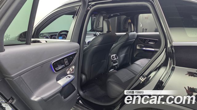 Mercedes-Benz GLC-Class (X254) GLC300 4MATIC AMG Line 2023 — фото 26