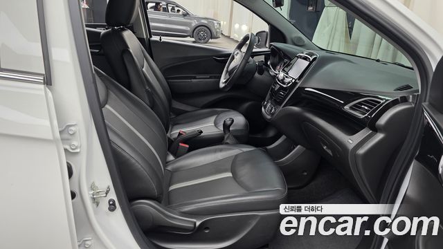 Chevrolet Spark Premier 2021 — фото 26