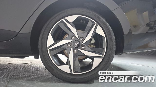 Hyundai Avante (CN7) 1.6 Inspiration 2023 — фото 21