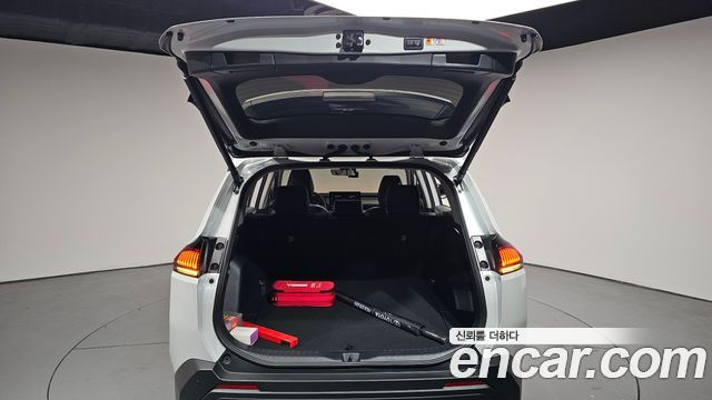 Toyota RAV4 (VI) 2.5 HEV 2WD XLE 2026 — фото 28