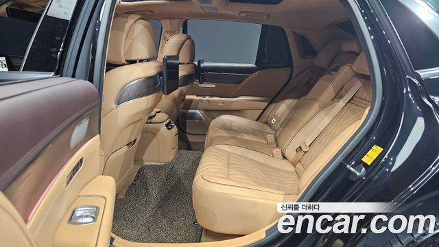 Genesis G90 (RS4) Gasoline 3.5 Turbo e-S/C AWD 2023 — фото 11