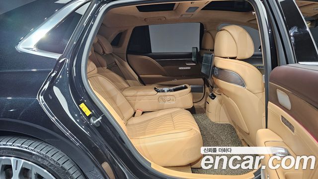 Genesis G90 (RS4) Gasoline 3.5 Turbo e-S/C AWD 2023 — фото 12