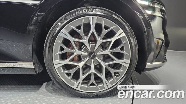 Genesis G90 (RS4) Gasoline 3.5 Turbo e-S/C AWD 2023 — фото 21