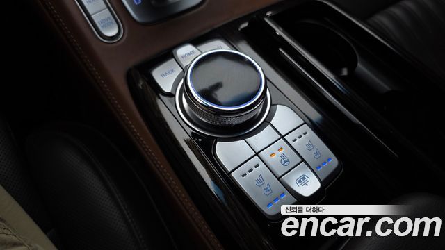 Genesis G90 3.8 AWD Luxury 2021 — фото 24