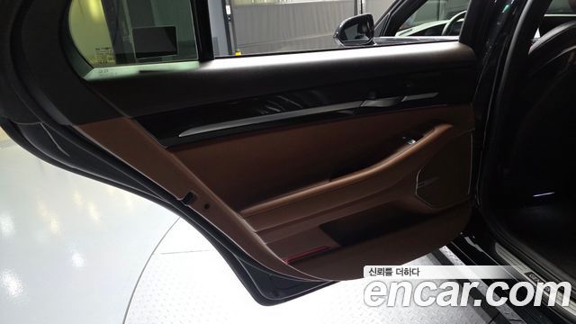 Genesis G90 3.8 AWD Luxury 2021 — фото 31