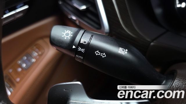 Genesis G90 3.8 AWD Luxury 2021 — фото 34