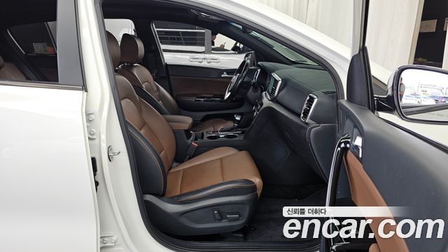 Kia Sportage The Bold Gasoline Signature Gravity 2021 — фото 11
