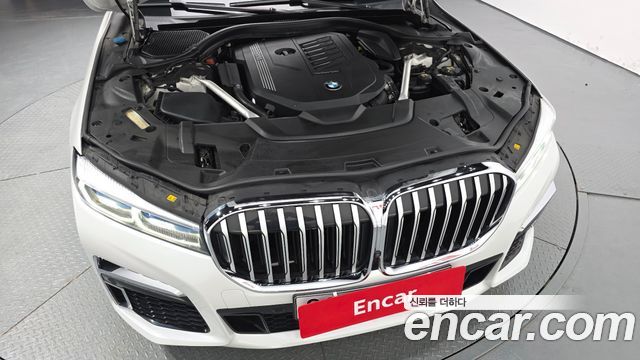 BMW 7 Series (G11) 740i M Sport 2020 — фото 6