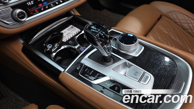 BMW 7 Series (G11) 740i M Sport 2020 — фото 9