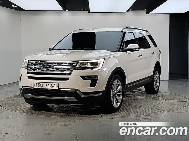 Ford Explorer 2.3 Limited 4WD 5th