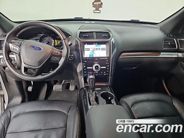 Ford Explorer 2.3 Limited 4WD 5th 2019 — фото 5
