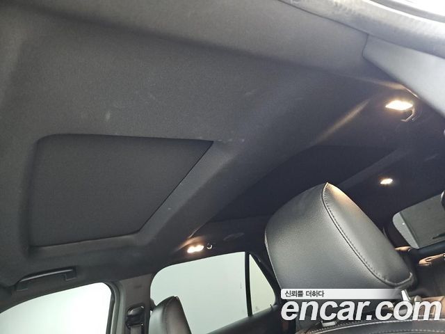 Ford Explorer 2.3 Limited 4WD 5th 2019 — фото 17