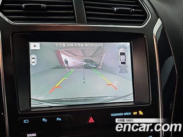 Ford Explorer 2.3 Limited 4WD 5th 2019 — фото 19