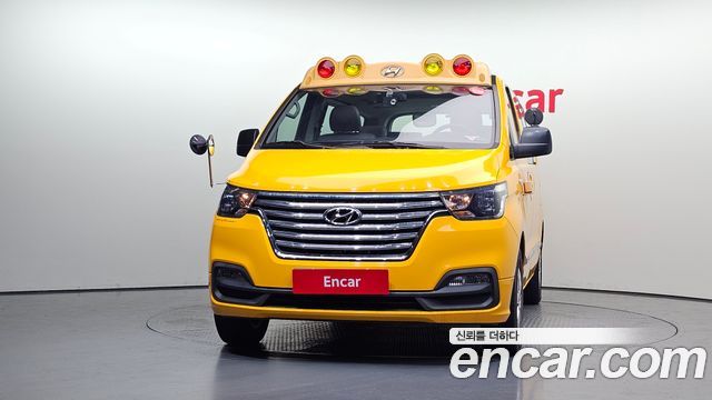Hyundai Grand Starex School Bus 2019 — фото 3
