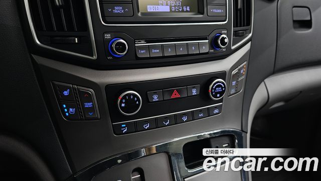 Hyundai Grand Starex School Bus 2019 — фото 18