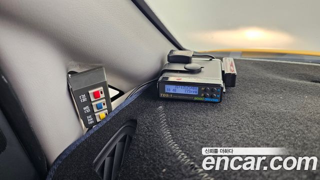 Hyundai Grand Starex School Bus 2019 — фото 19