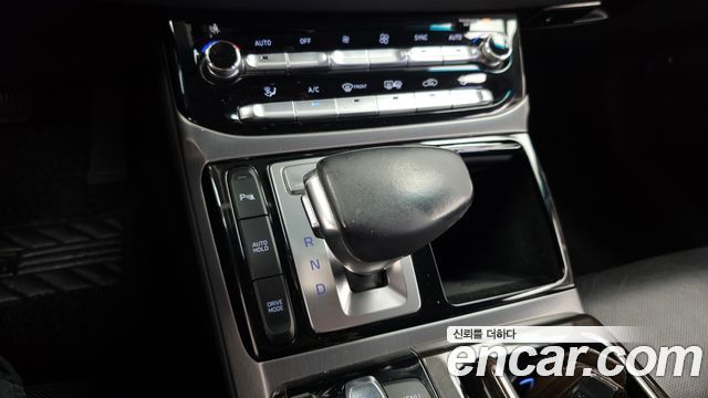 Genesis EQ900 3.8 GDI AWD Luxury 2018 — фото 9