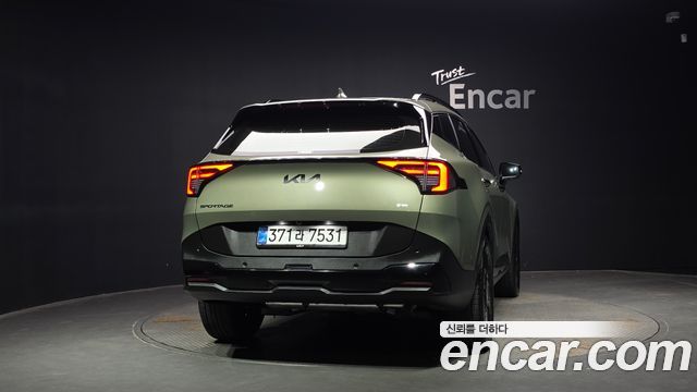 Kia Sportage (V) Gasoline 1.6 Turbo 4WD Signature X Line 2026 — фото 4