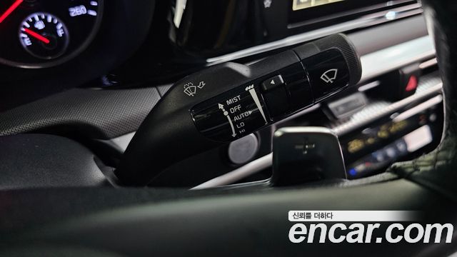 Kia K5 Hybrid (III) Prestige 2022 — фото 19