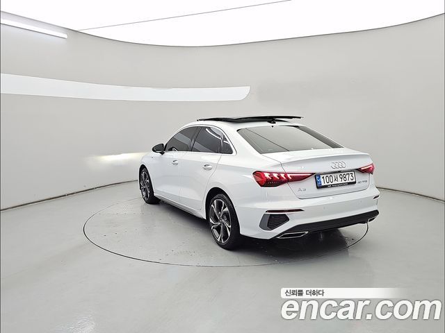 Audi A3 (8Y) 40 TFSI Premium 2023 — фото 4